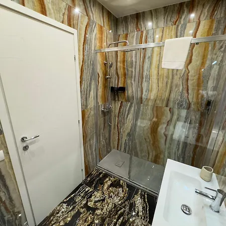 Suite And Room-3